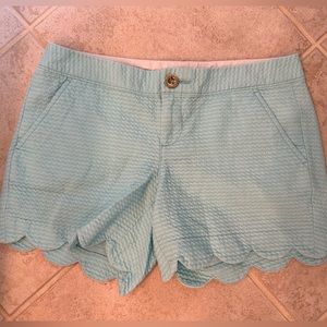 Lilly Pulitzer scalloped size 0 shorts